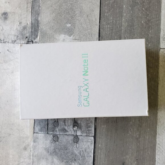 Samsung Galaxy Note II Box, Cord and Pen - Picture 7 of 7